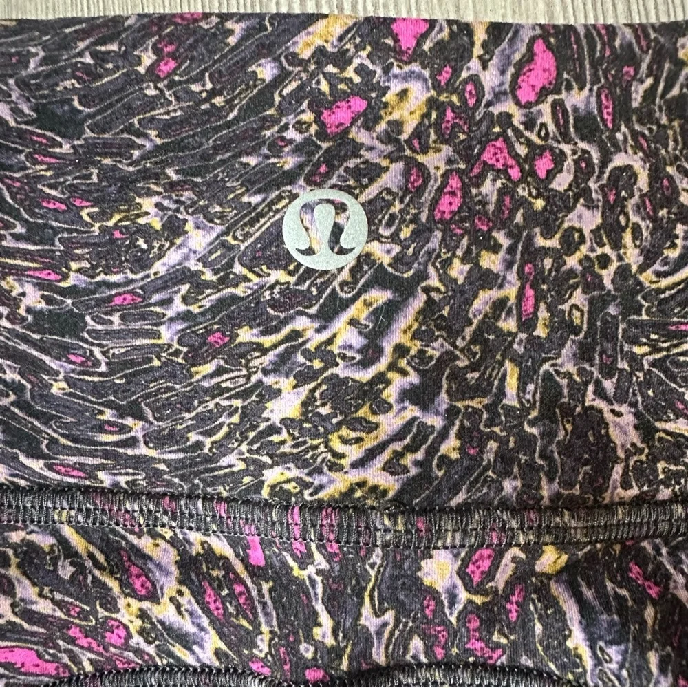 Lululemon Invigorate High-Rise Tight 25" - Picture 4 of 14
